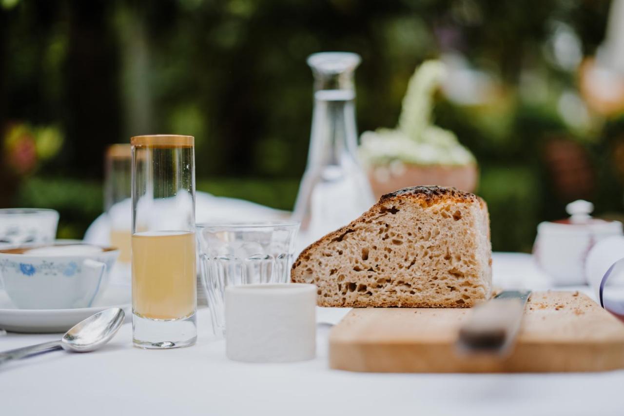 Ottmanngut Suite And Breakfast Мерано Екстериор снимка
