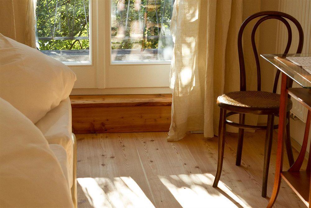 Ottmanngut Suite And Breakfast Мерано Екстериор снимка