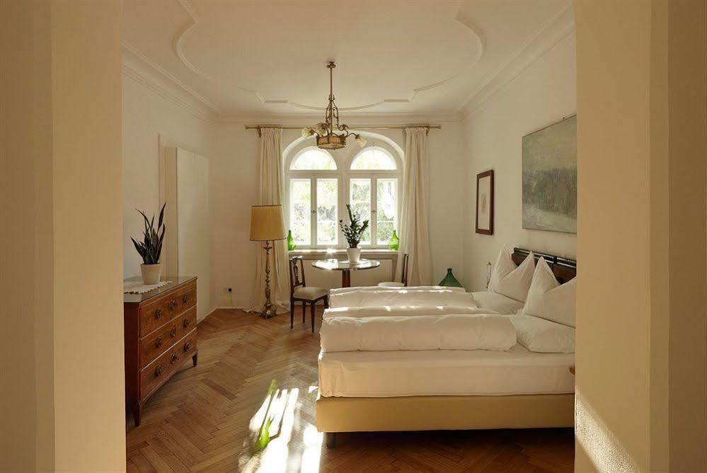 Ottmanngut Suite And Breakfast Мерано Екстериор снимка